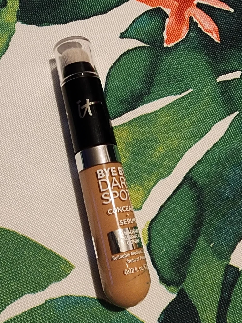 IT Cosmetics Bye Bye Dark Spots Concealer + Serum In Tan Cool 40